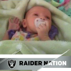 Meet your Posher, Logan